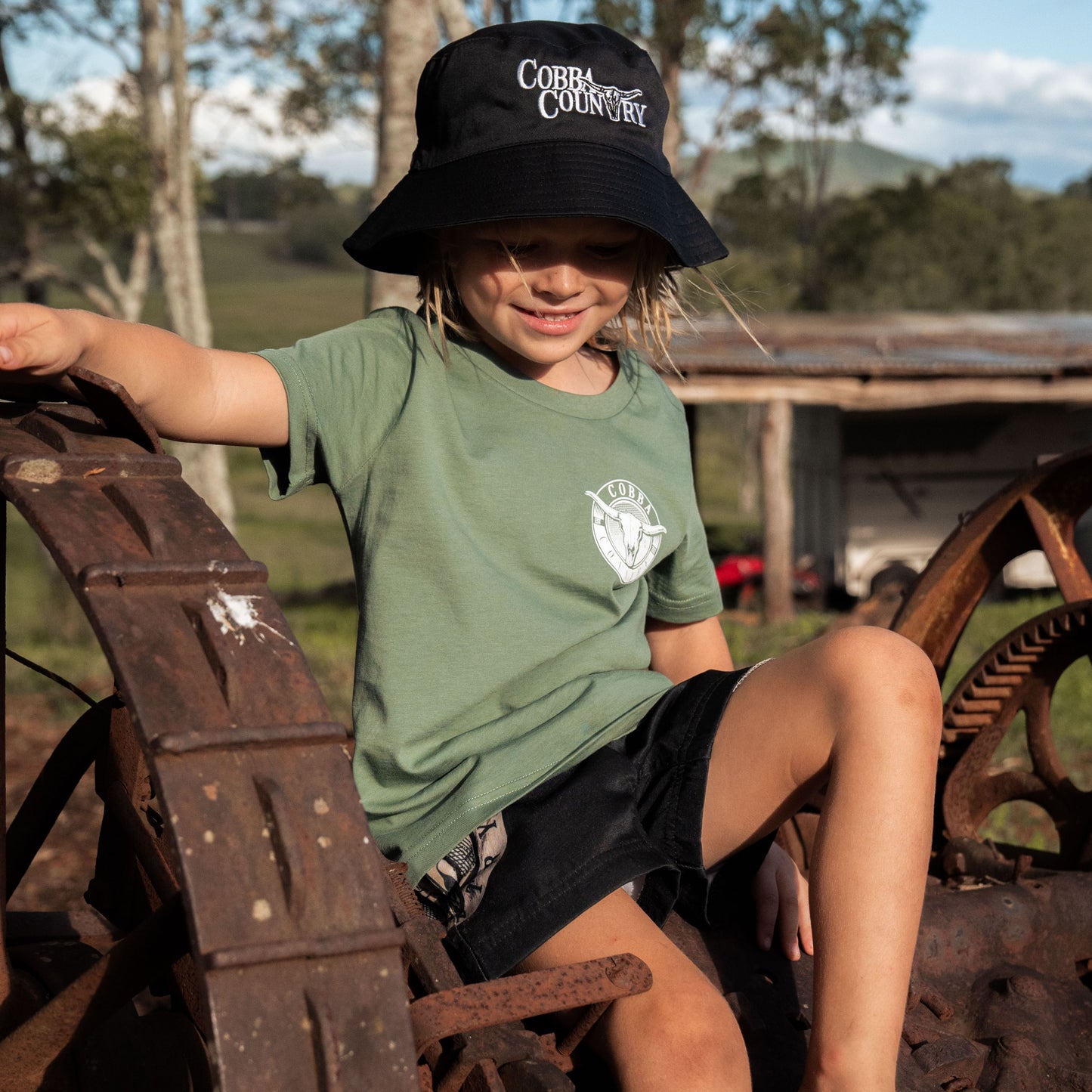 Kid's Hunter Tee - Sage & White
