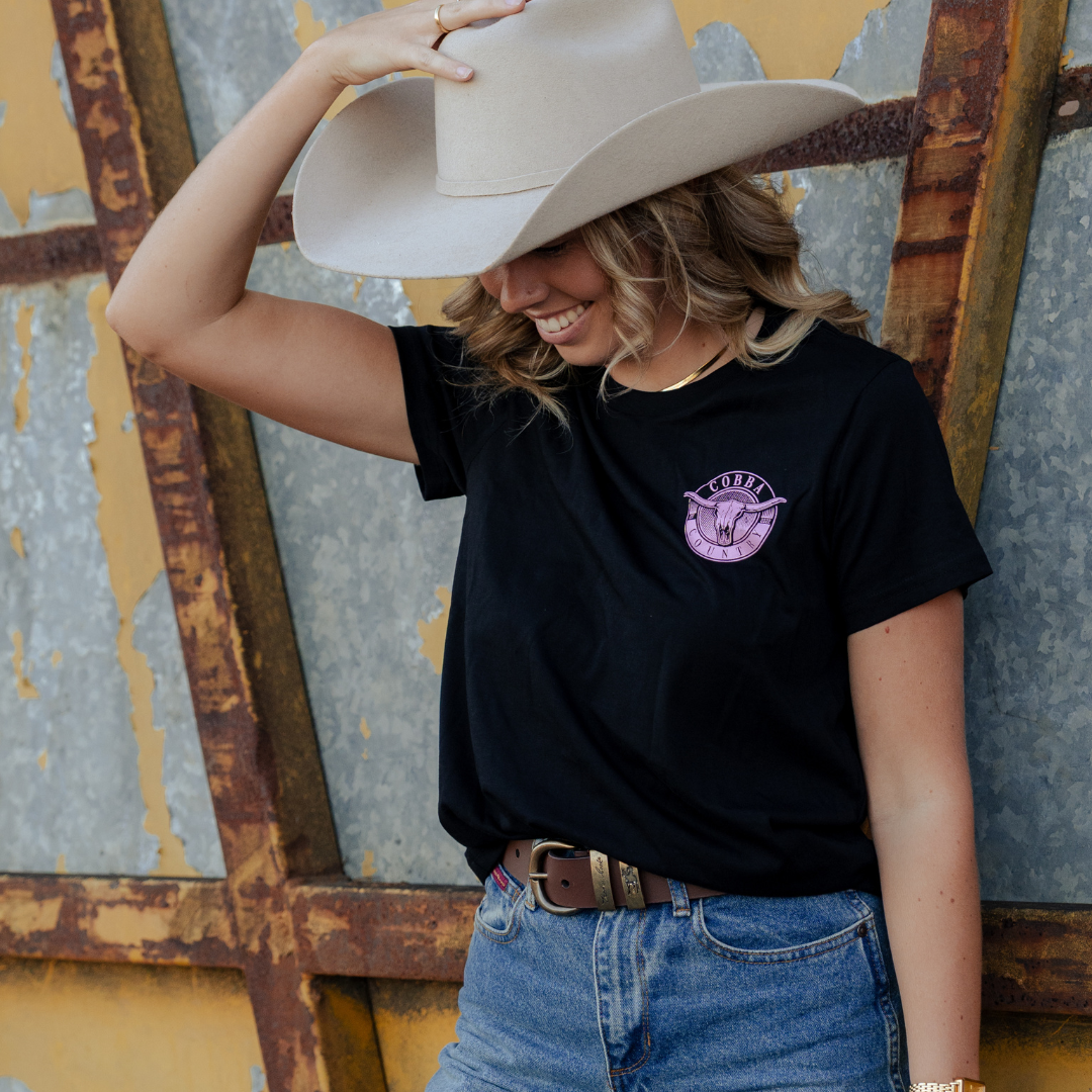 Women's Hunter Tee - Black & Pink