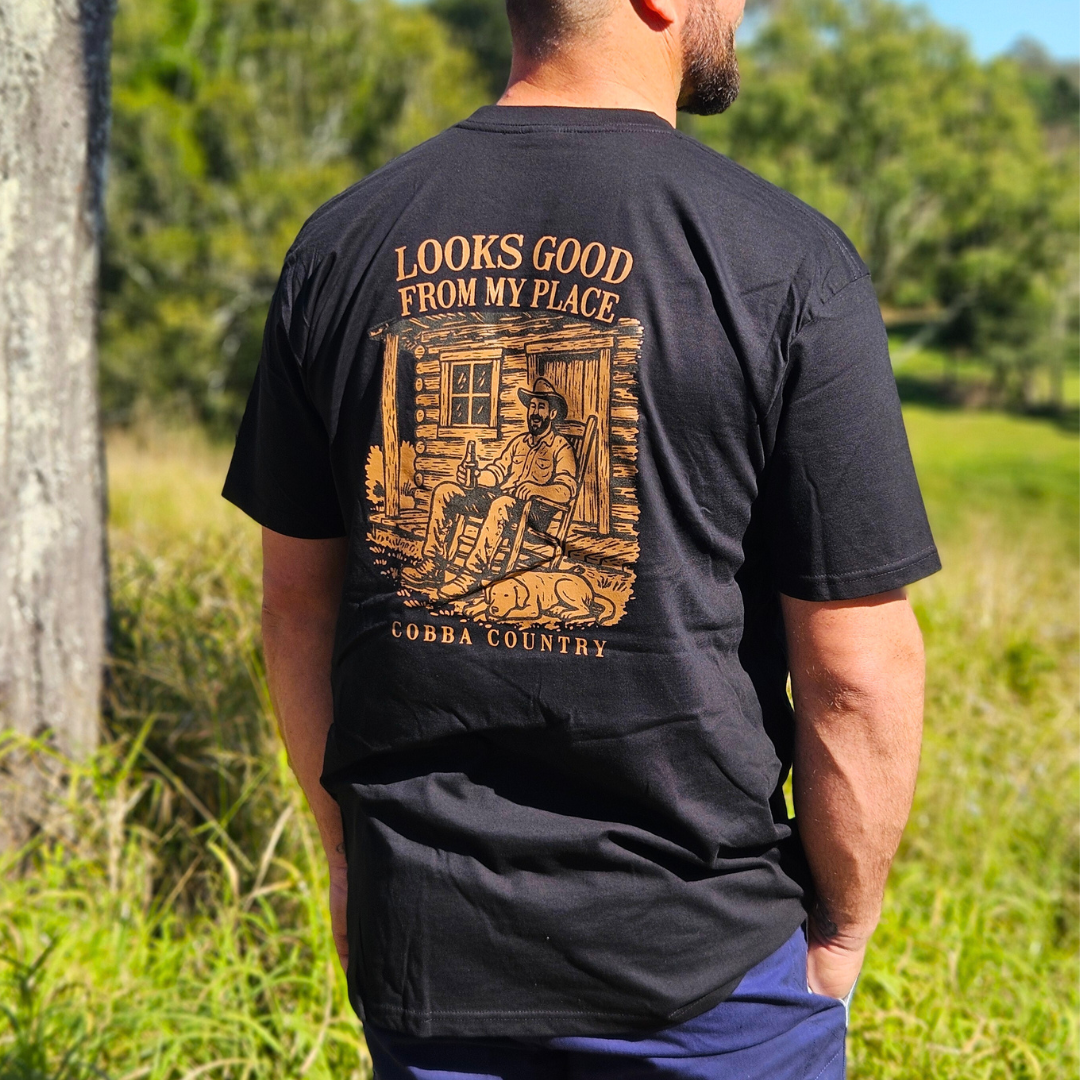 Men's Looks Good From My Place Tee