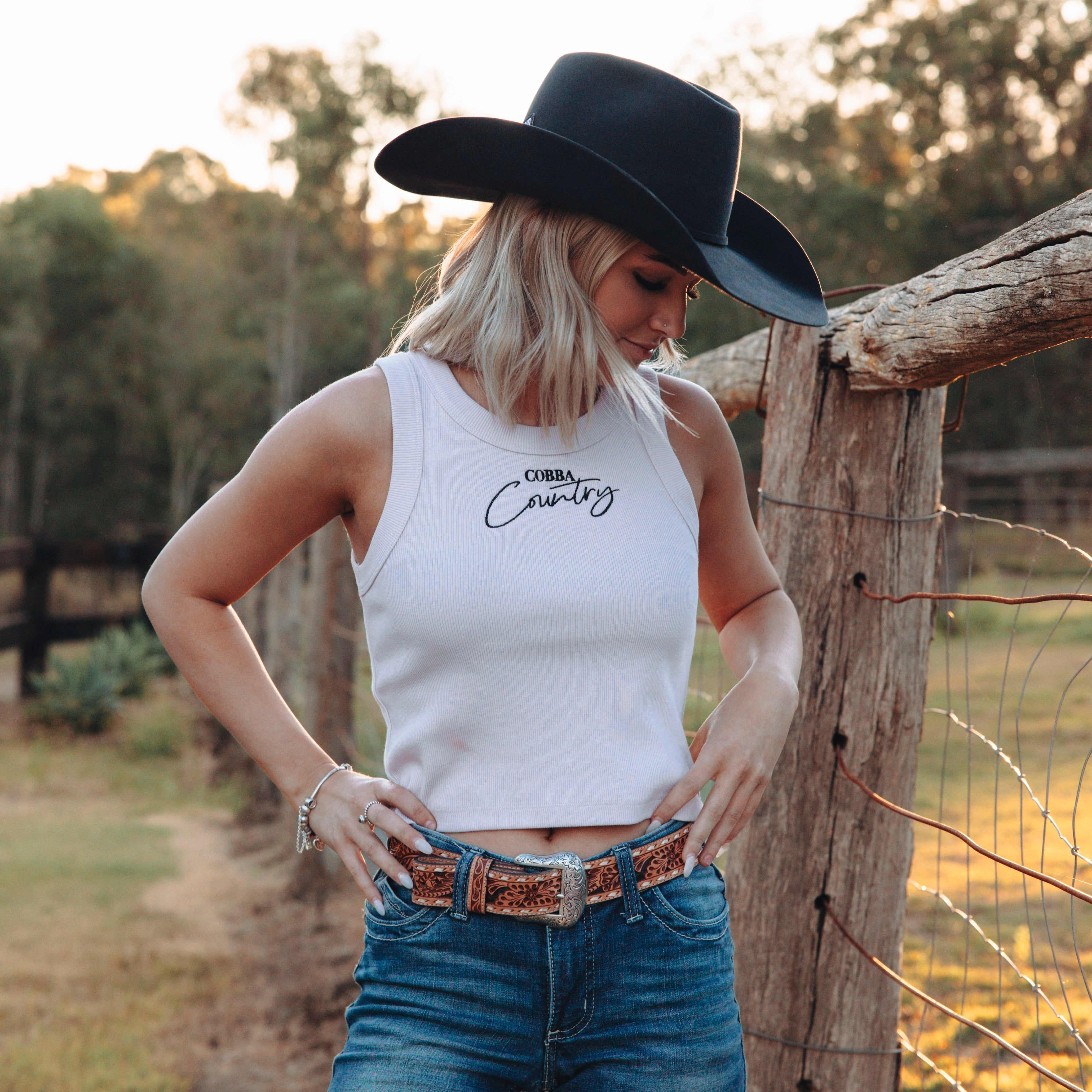 cobba_country_rib_crop_tank_white_womens_sleeveless_casual_apparel.jpg
